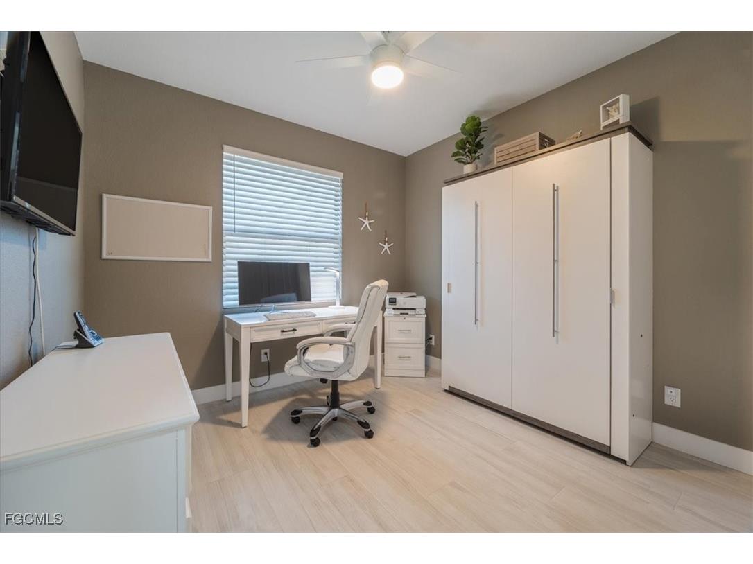 1705 SW 31st Lane Cape Coral FL 33914 2025015226 image23