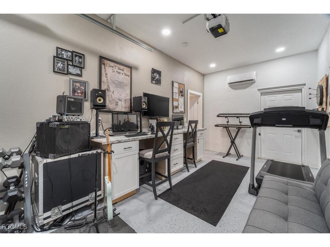 1705 SW 31st Lane Cape Coral FL 33914 2025015226 image28