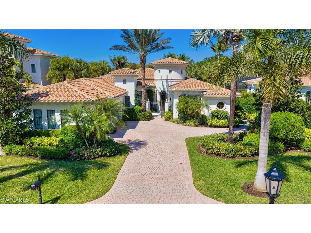 1705 Venezia Way Naples FL 34105 226007624 image1