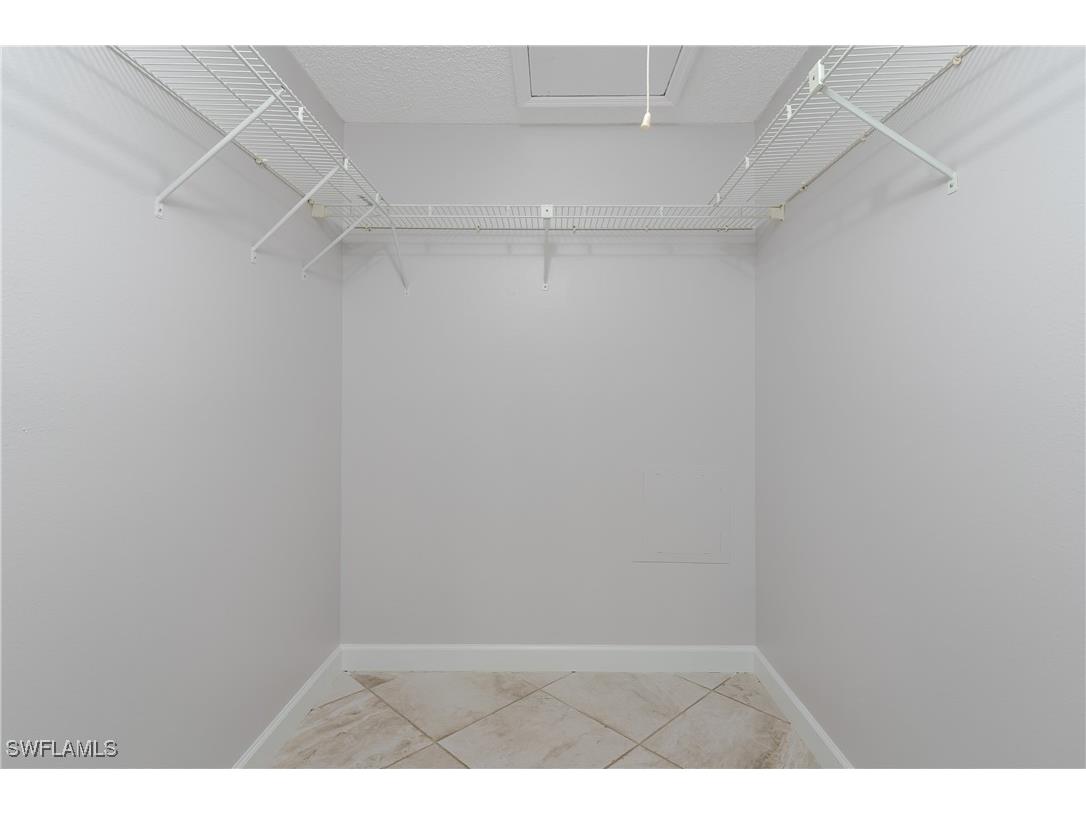 1706 Kings Lake Boulevard #203 Naples FL 34112 225031329 image12