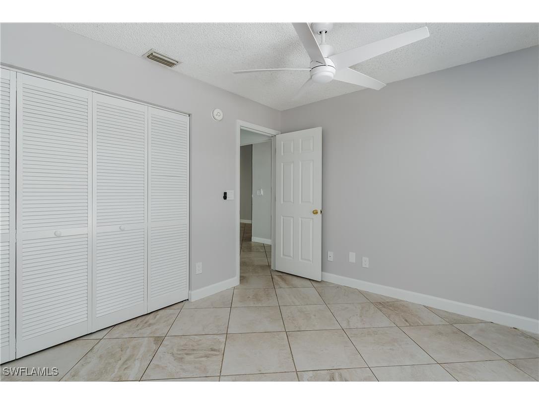1706 Kings Lake Boulevard #203 Naples FL 34112 225031329 image16