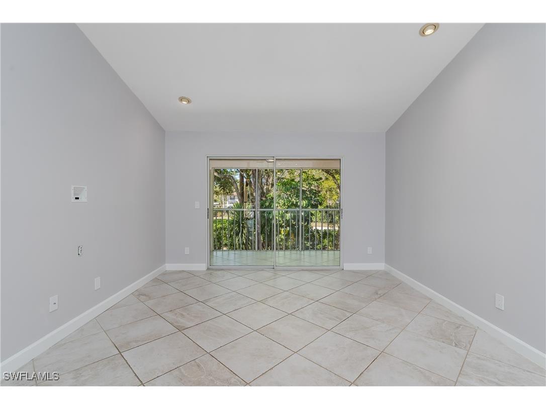 1706 Kings Lake Boulevard #203 Naples FL 34112 225031329 image7