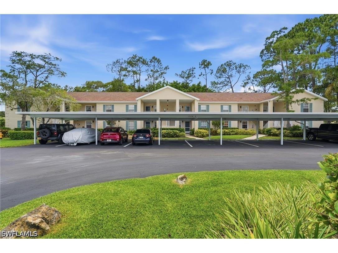 1706 Kings Lake Boulevard #203 Naples FL 34112 226022802 image3