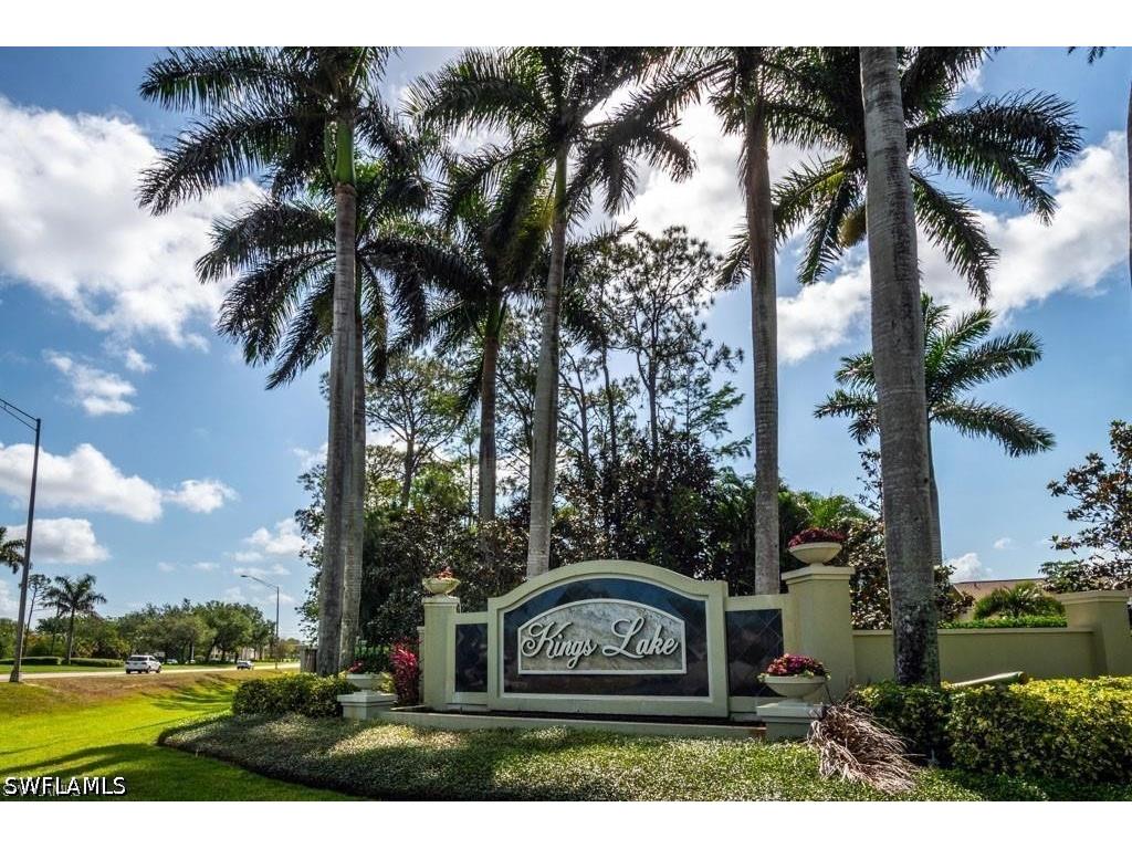 1706 Kings Lake Boulevard #204 Naples FL 34112 226019415 image1
