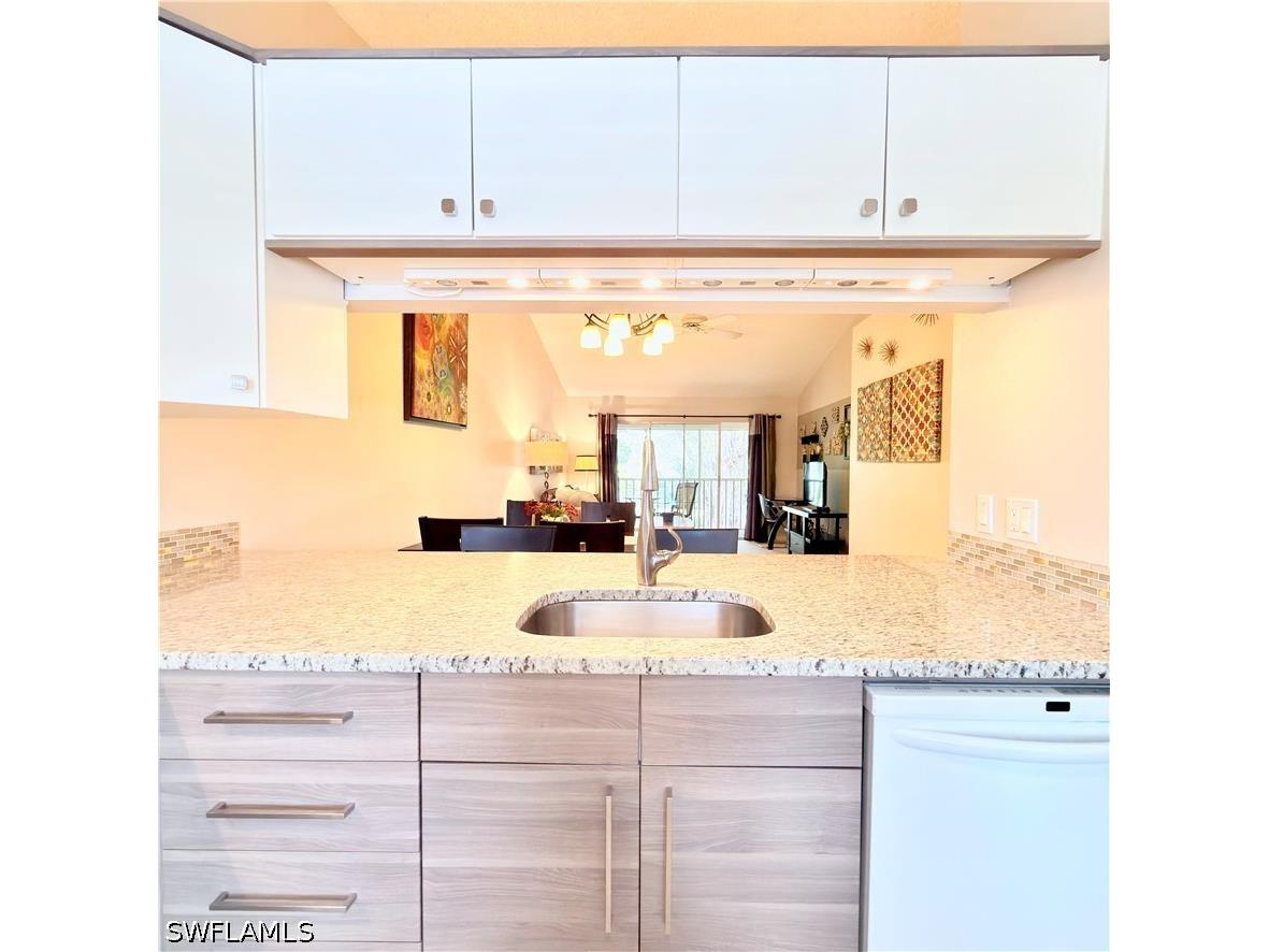 1706 Kings Lake Boulevard #204 Naples FL 34112 226019415 image5