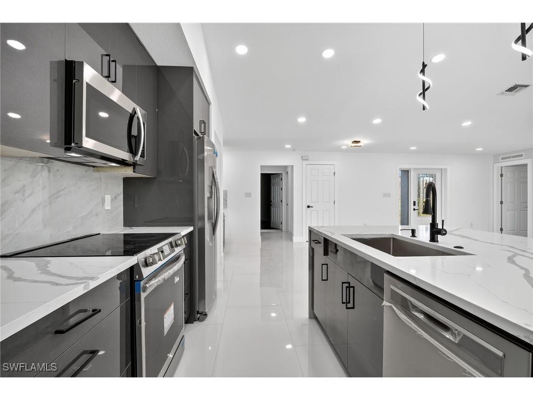 1706 Leroy Avenue Lehigh Acres FL 33972 225064955 image12