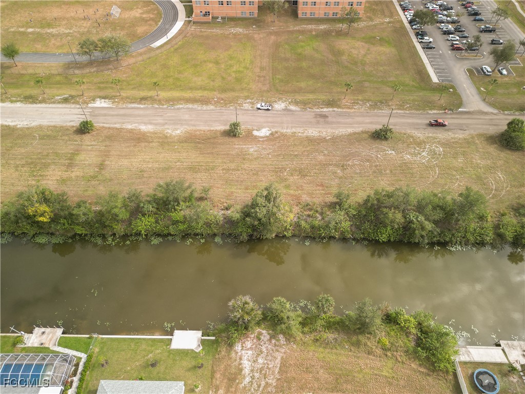 1706 NE 10th Place Cape Coral FL 33909 2025002120 image5