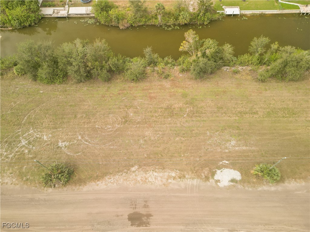 1706 NE 10th Place Cape Coral FL 33909 2025002120 image9