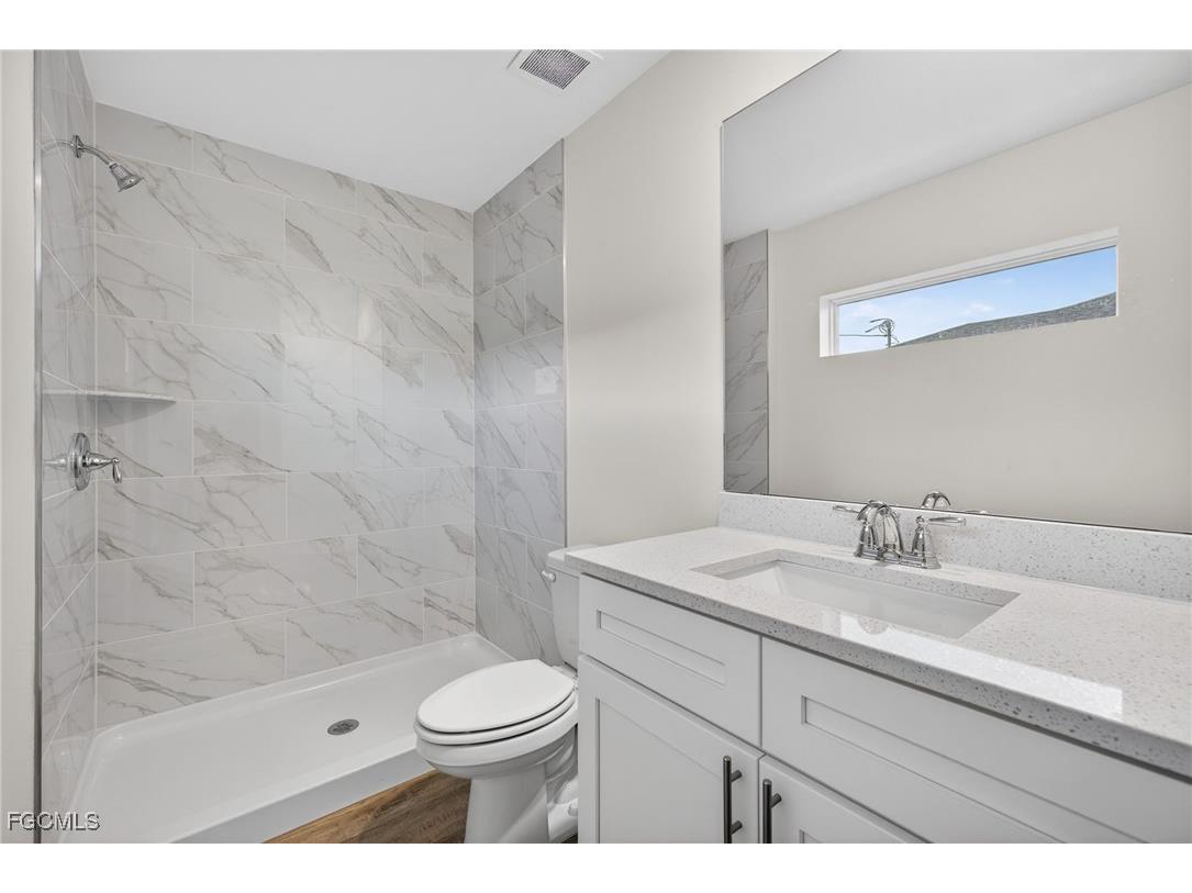 1706 NW 5th Street Cape Coral FL 33993 2026005334 image26