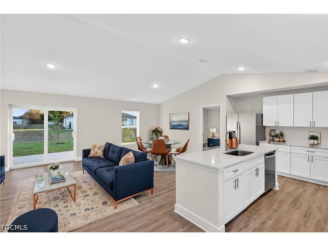 1706 NW 5th Street Cape Coral FL 33993 2026005334 image4