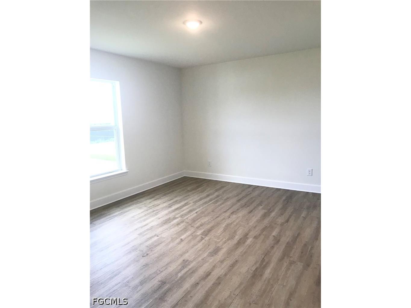 1706 NW 5th Street Cape Coral FL 33993 2026030001 image8