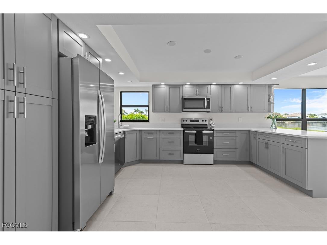 1706 Sandy Circle Cape Coral FL 33904 2025002816 image14