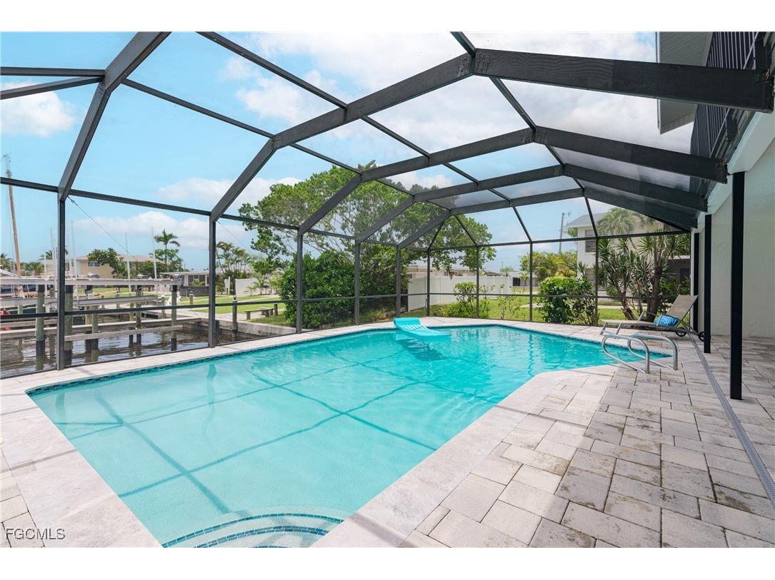 1706 Sandy Circle Cape Coral FL 33904 2025002816 image25