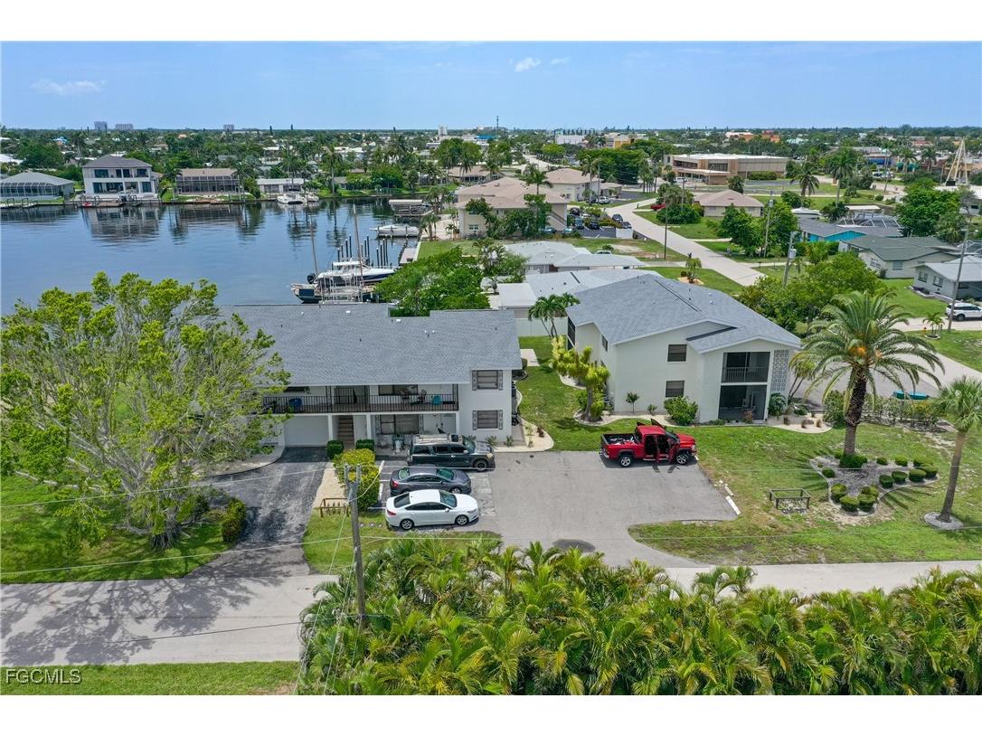 1706 Sandy Circle Cape Coral FL 33904 2025002816 image44