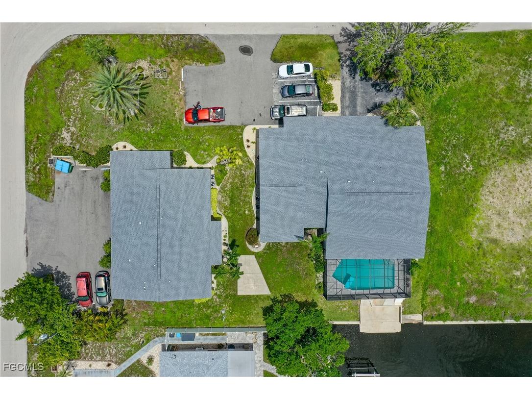 1706 Sandy Circle Cape Coral FL 33904 2025002816 image48