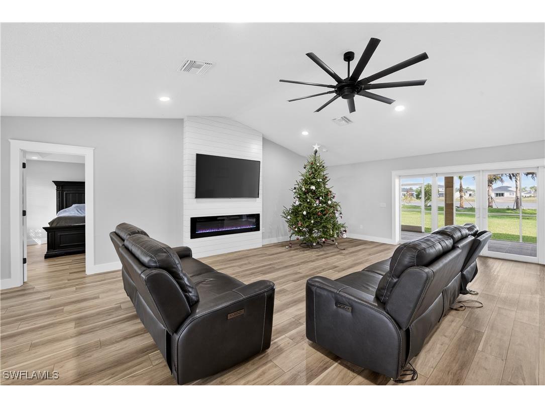 17060 Cypress Creek Drive North Fort Myers FL 33917 225081289 image2
