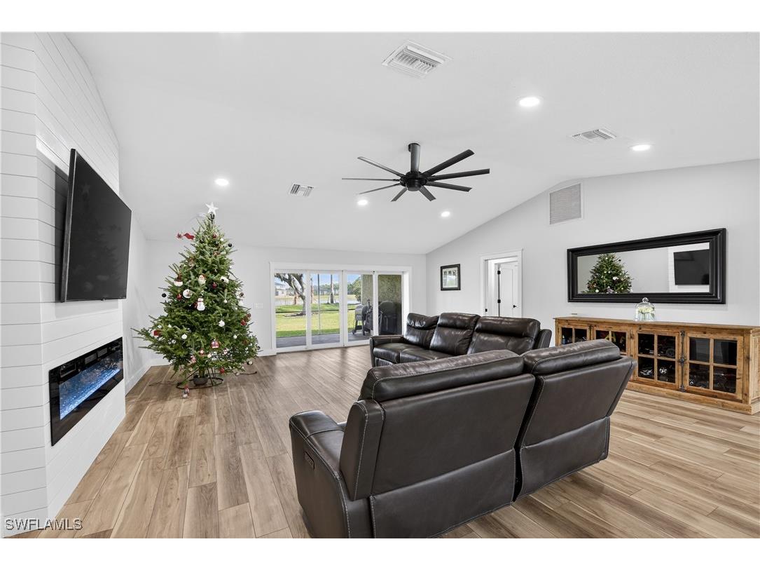 17060 Cypress Creek Drive North Fort Myers FL 33917 225081289 image3