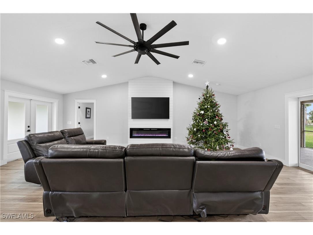 17060 Cypress Creek Drive North Fort Myers FL 33917 225081289 image4