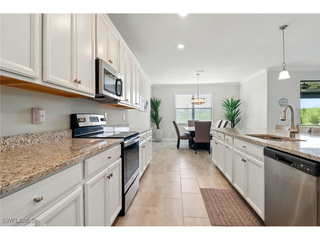 17062 Ashcomb Way Estero FL 33928 225043071 image8