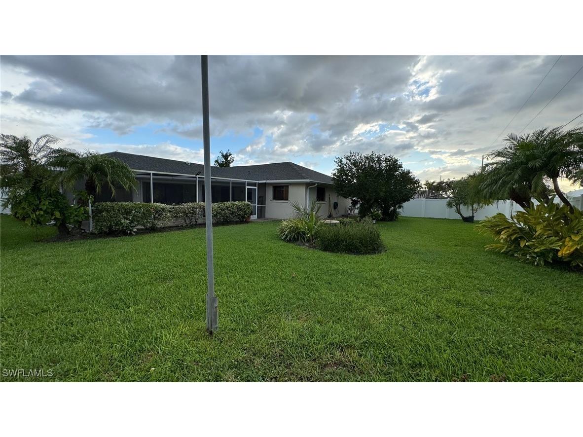 1707 SE Viscaya Parkway Cape Coral FL 33990 225057771 image30