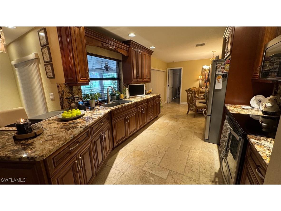 1707 SE Viscaya Parkway Cape Coral FL 33990 225057771 image8