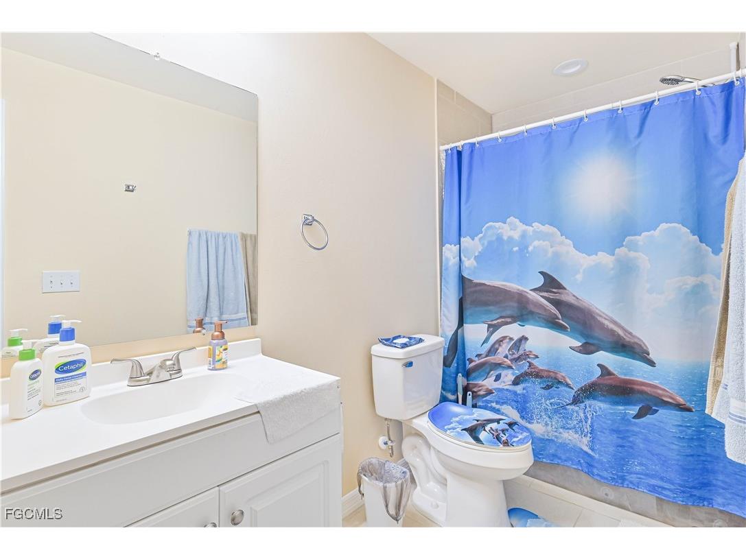 1705 & 1707 SW 1st Avenue Cape Coral FL 33991 2025006368 image14