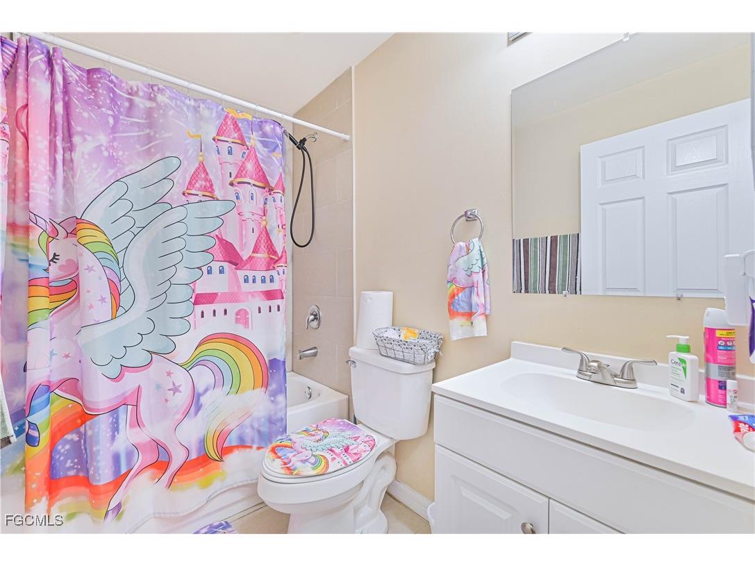 1705 & 1707 SW 1st Avenue Cape Coral FL 33991 2025006368 image18