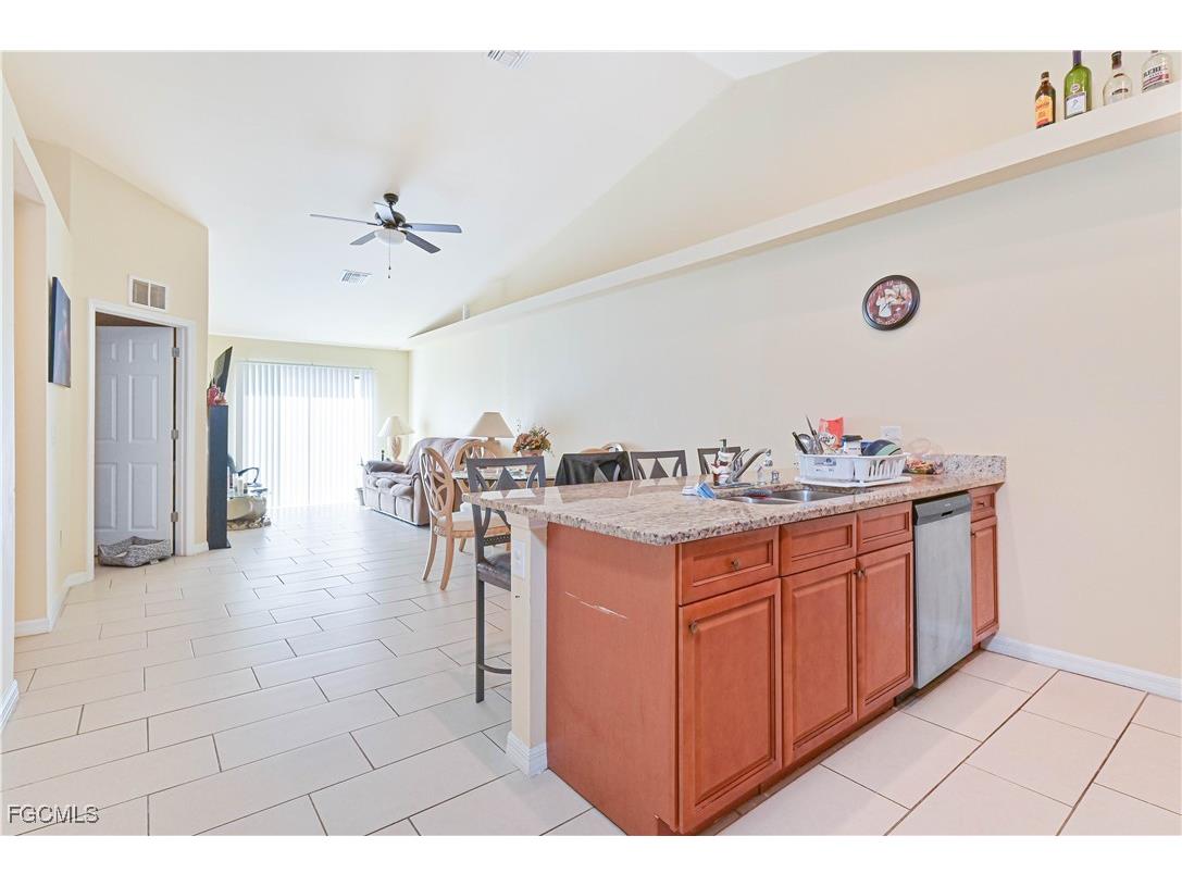 1705 & 1707 SW 1st Avenue Cape Coral FL 33991 2025006368 image23