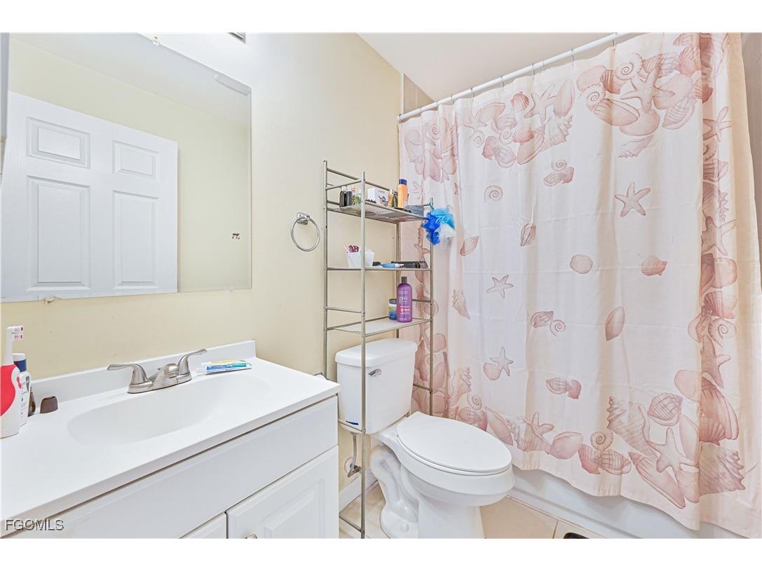 1705 & 1707 SW 1st Avenue Cape Coral FL 33991 2025006368 image29