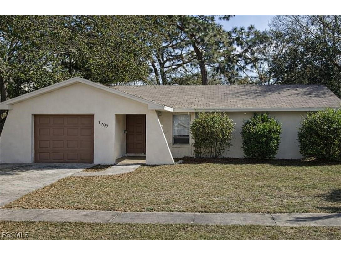 1707 Sharondale Drive Clearwater FL 33755 2026008968 image1