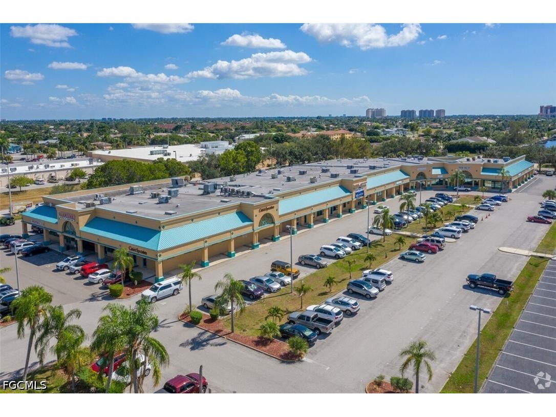 1708 Cape Coral Parkway W #11 Cape Coral FL 33914 2026015096 image1