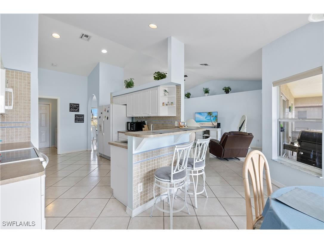 1708 Diplomat Parkway W Cape Coral FL 33993 224080040 image5