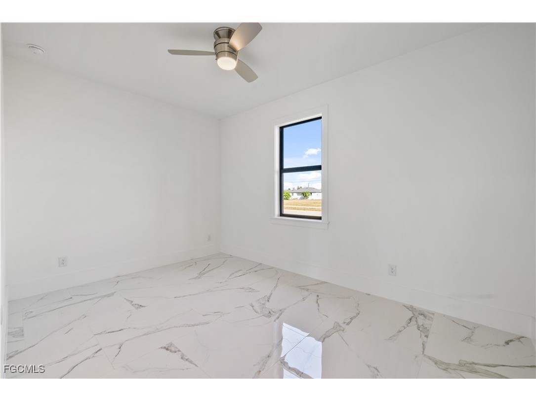 1708 El Dorado Boulevard N Cape Coral FL 33993 2026000585 image19