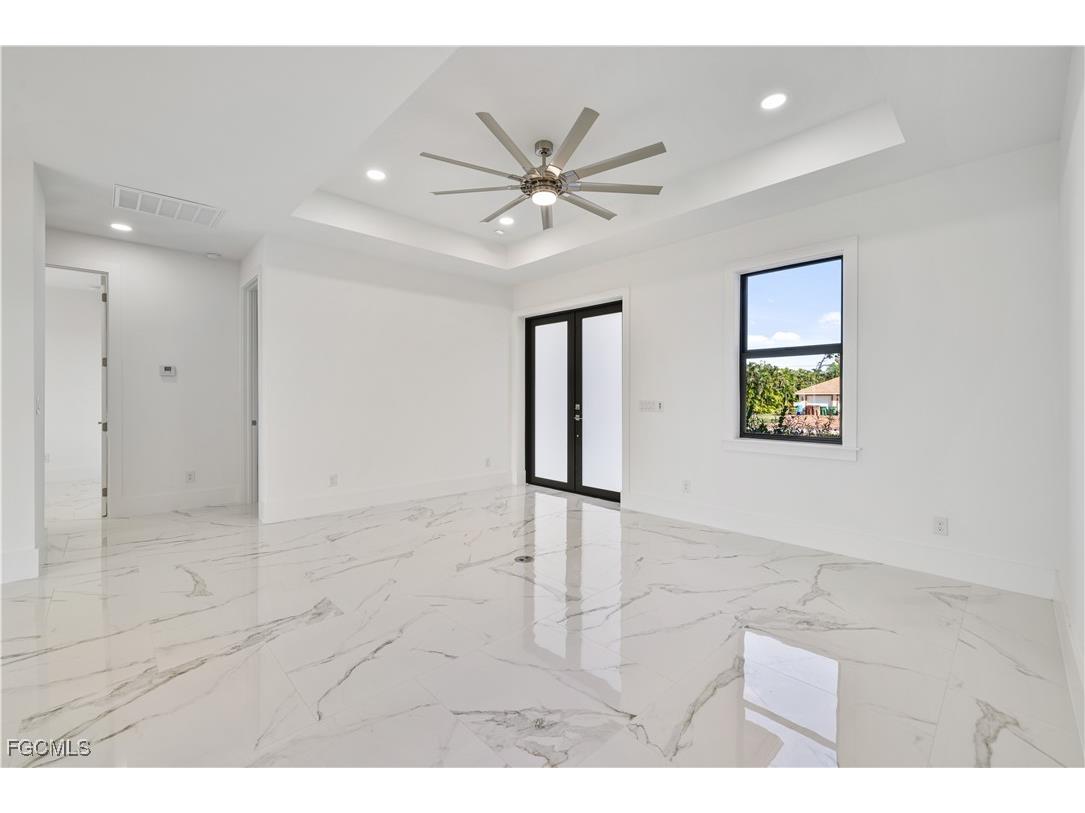 1708 El Dorado Boulevard N Cape Coral FL 33993 2026000585 image3