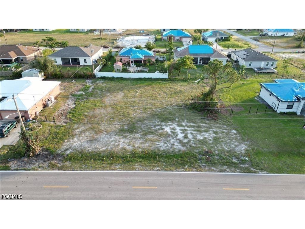 1708 Kismet Parkway W Cape Coral FL 33993 2026017512 image3