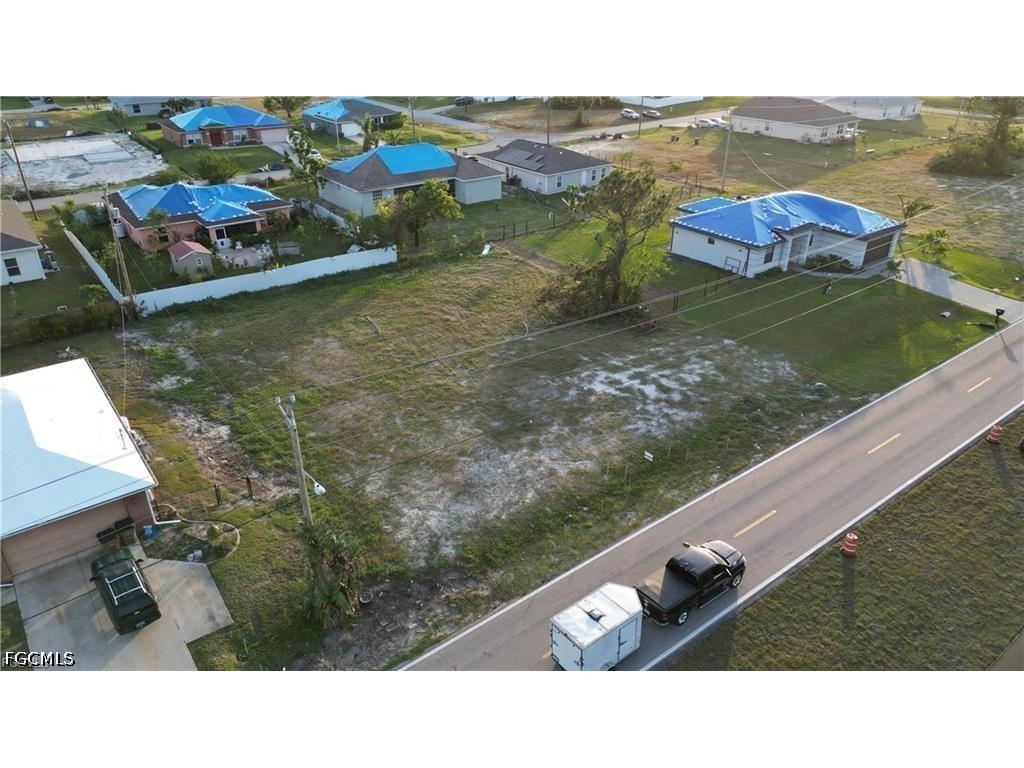 1708 Kismet Parkway W Cape Coral FL 33993 2026017512 image4