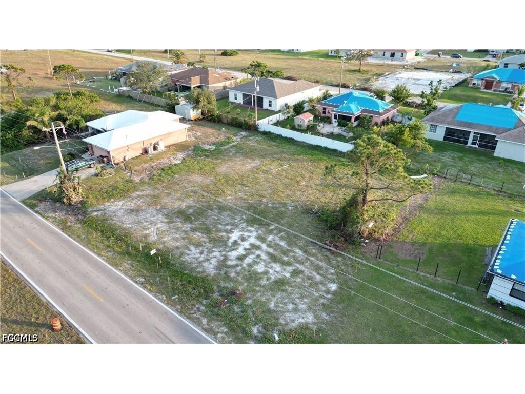 1708 Kismet Parkway W Cape Coral FL 33993 2026017512 image5