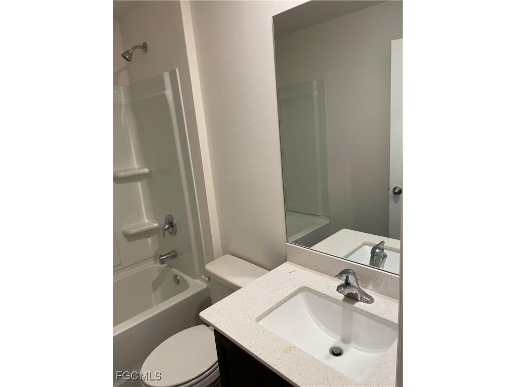 1708 NW 11th Terrace Cape Coral FL 33993 2025014238 image14