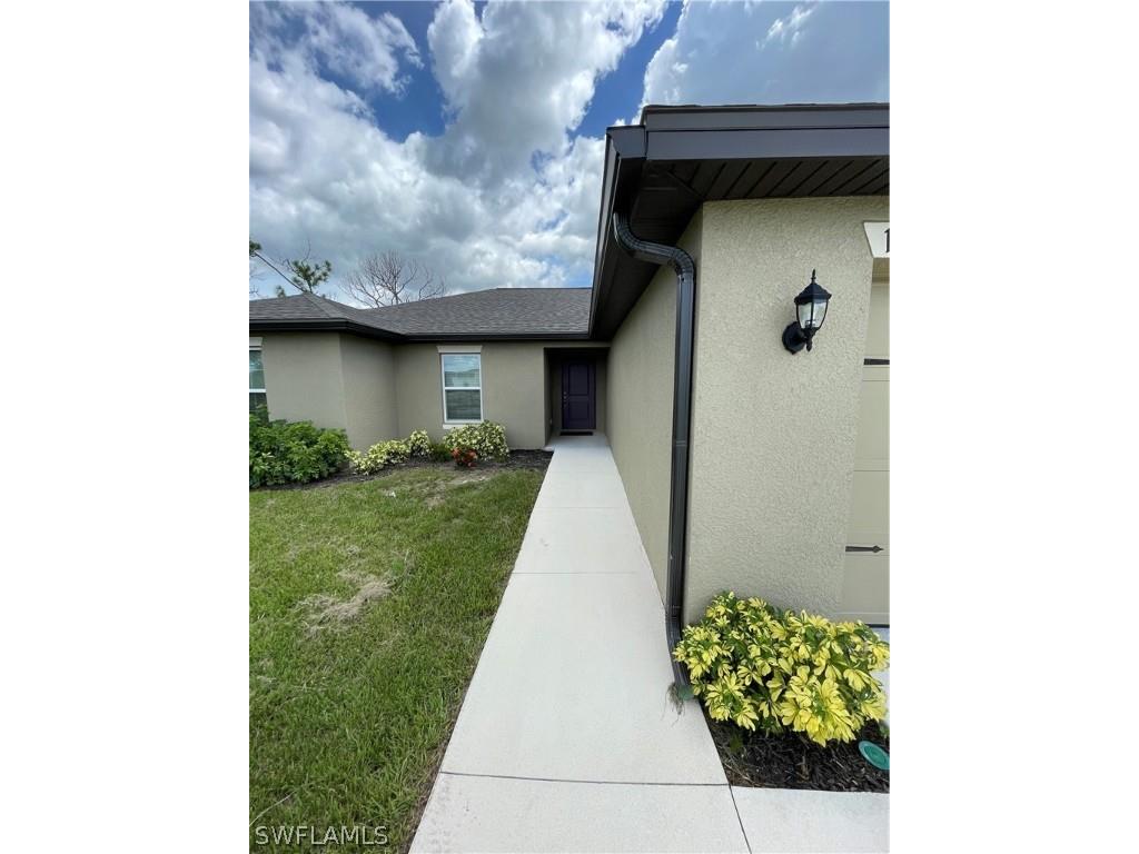 1708 NW 11th Terrace Cape Coral FL 33993 224054819 image1