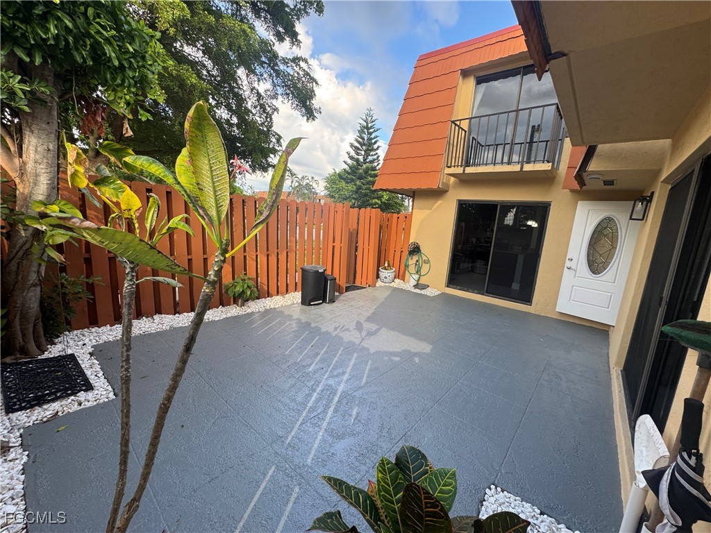 1708 Park Meadows Drive #4 Fort Myers FL 33907 2025017004 image3