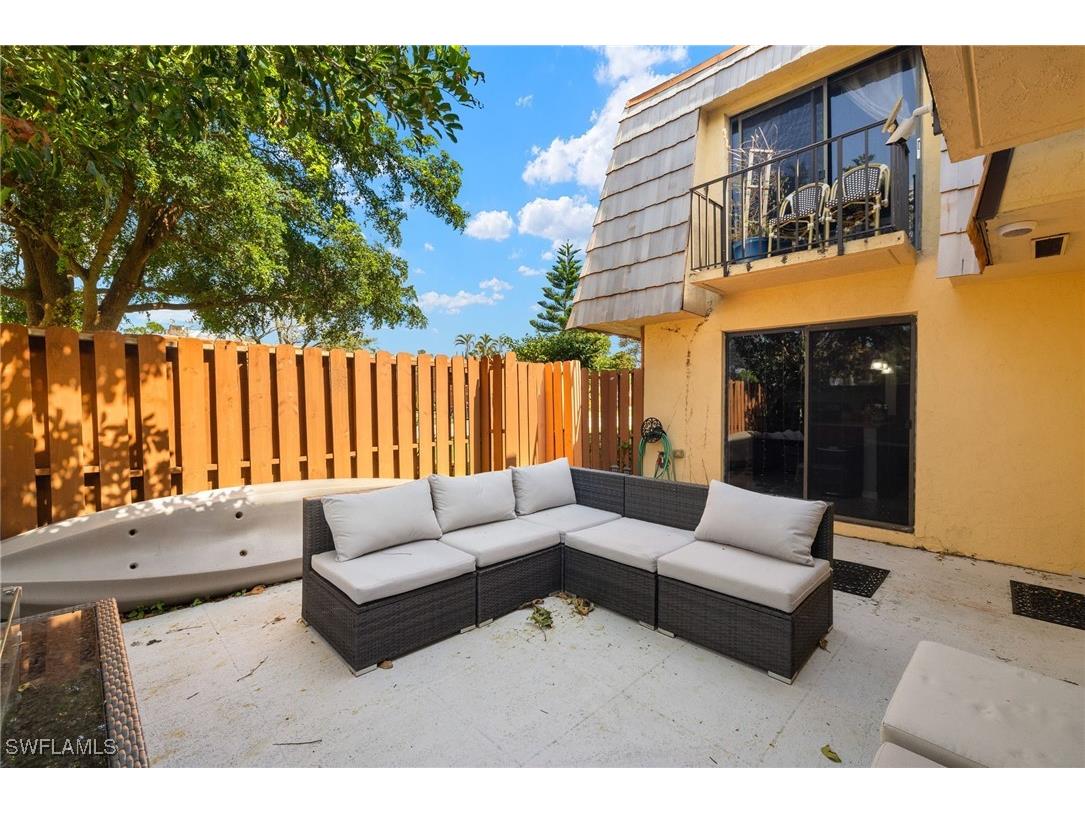 1708 Park Meadows Drive #4 Fort Myers FL 33907 224086830 image1