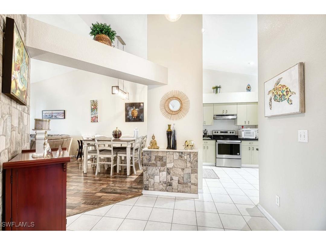 1708 Royal Circle #701 Naples FL 34112 225082291 image2