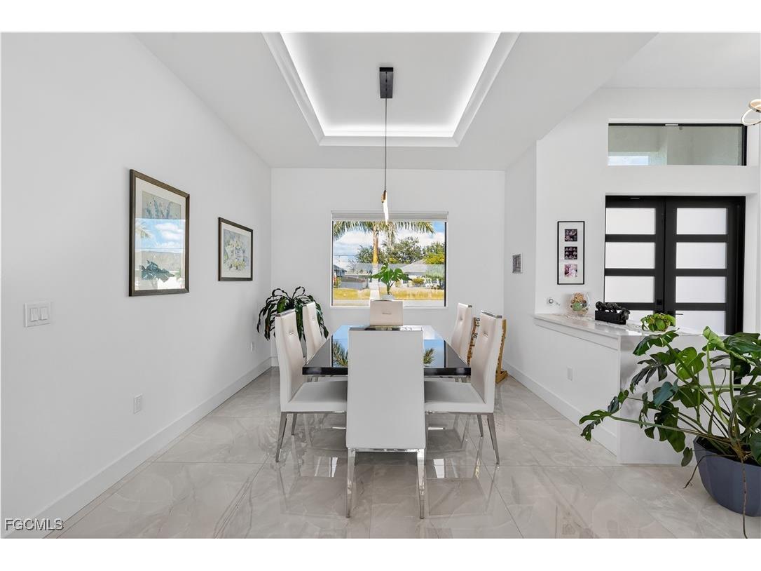 1708 SW 4th Street Cape Coral FL 33991 2025020311 image14