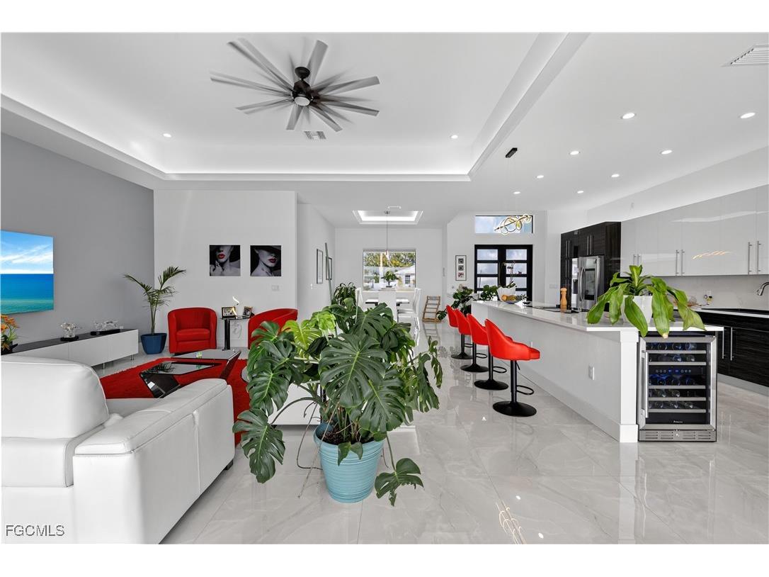 1708 SW 4th Street Cape Coral FL 33991 2025020311 image17