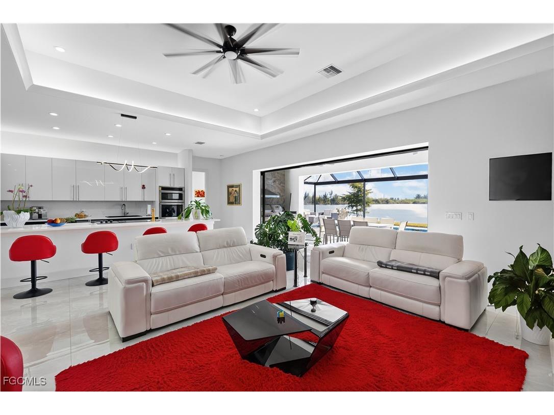 1708 SW 4th Street Cape Coral FL 33991 2025020311 image18