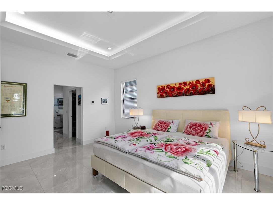 1708 SW 4th Street Cape Coral FL 33991 2025020311 image27