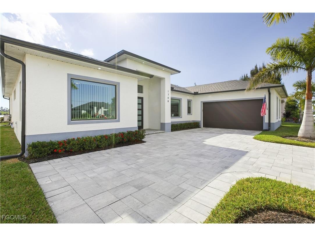 1708 SW 4th Street Cape Coral FL 33991 2025020311 image4