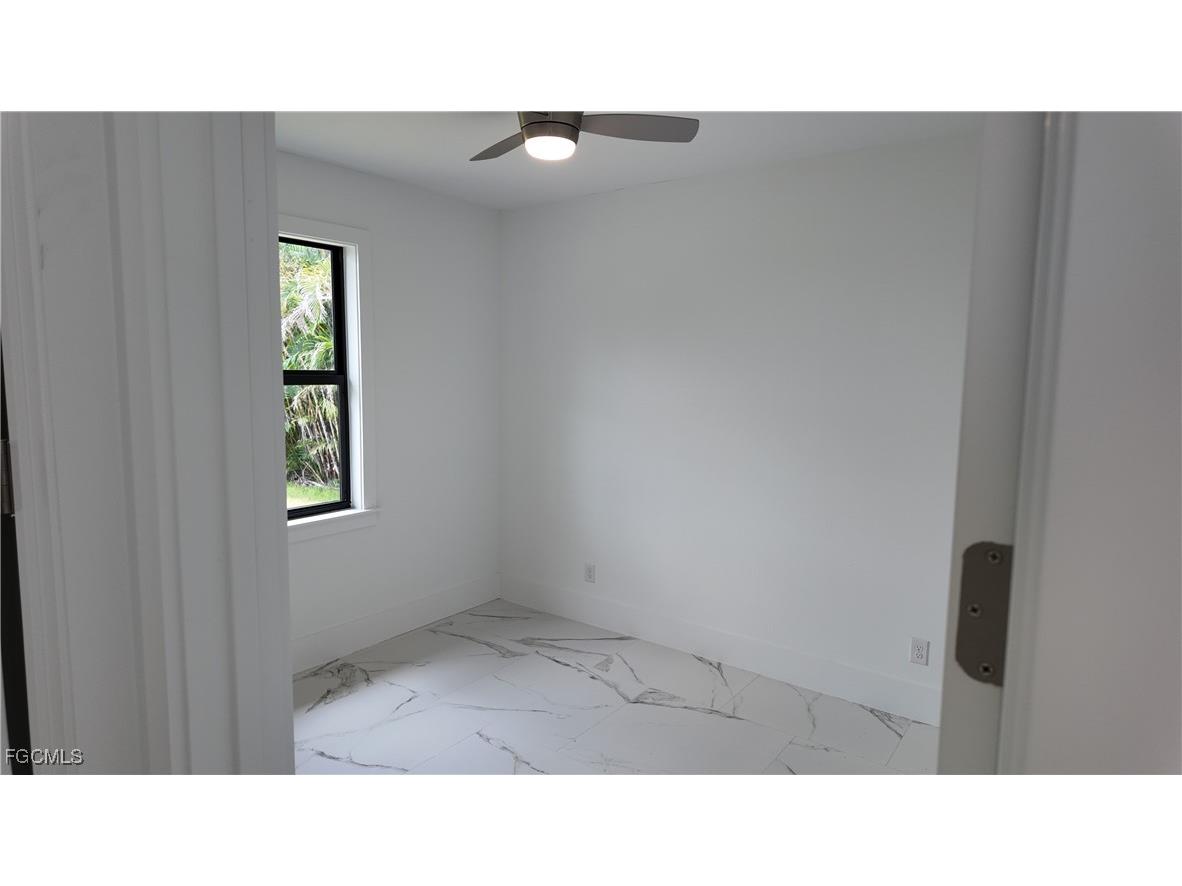 1708 El Dorado Boulevard N Cape Coral FL 33993 2025002915 image11