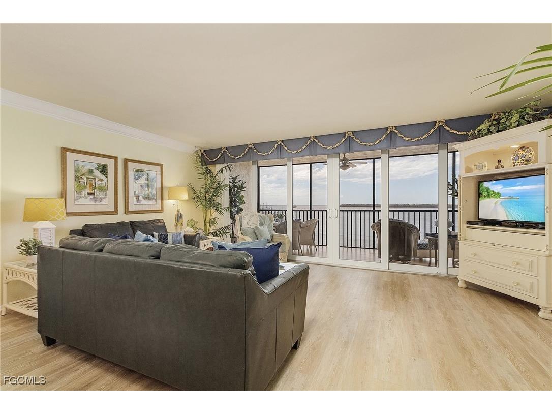 17080 Harbour Point Drive #213 Fort Myers FL 33908 2025022433 image1