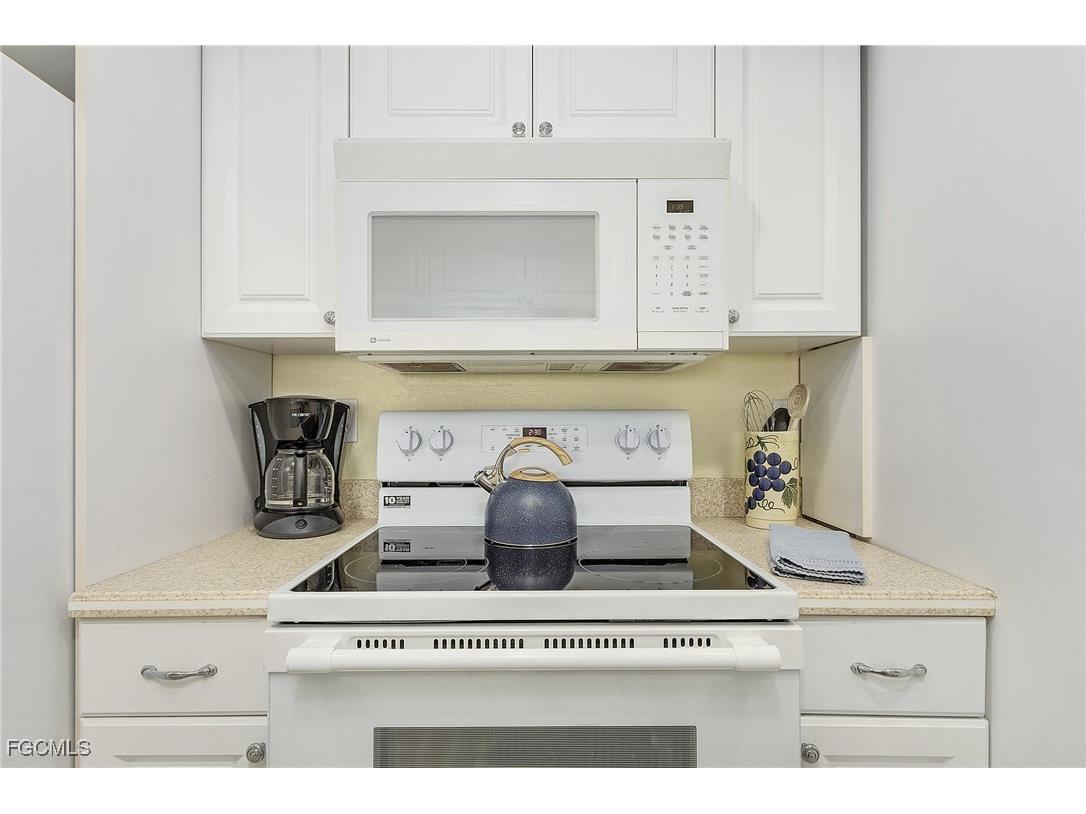 17080 Harbour Point Drive #213 Fort Myers FL 33908 2025022433 image11